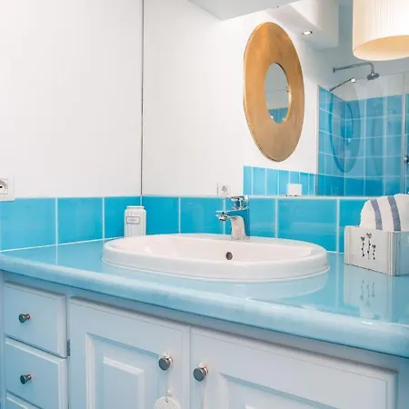 Affascinante Appartamento In Centro A Porto Cervo Apartamento *